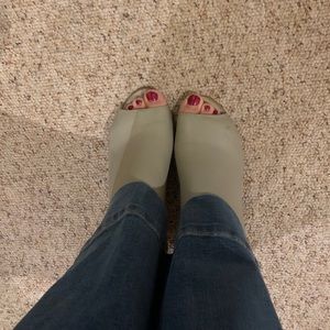 Steve Madden Grey Open-Toed Heels